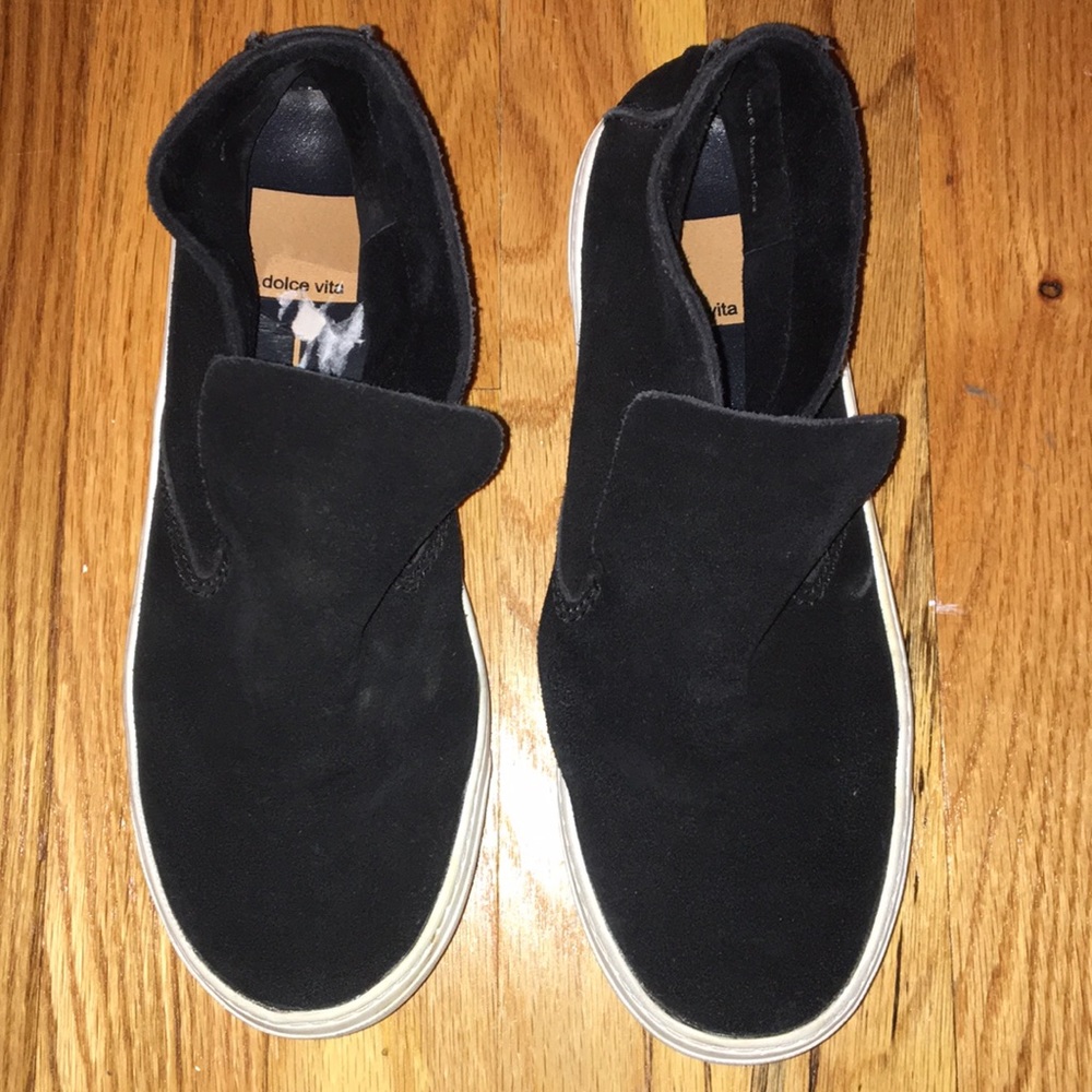 Black Sneakers